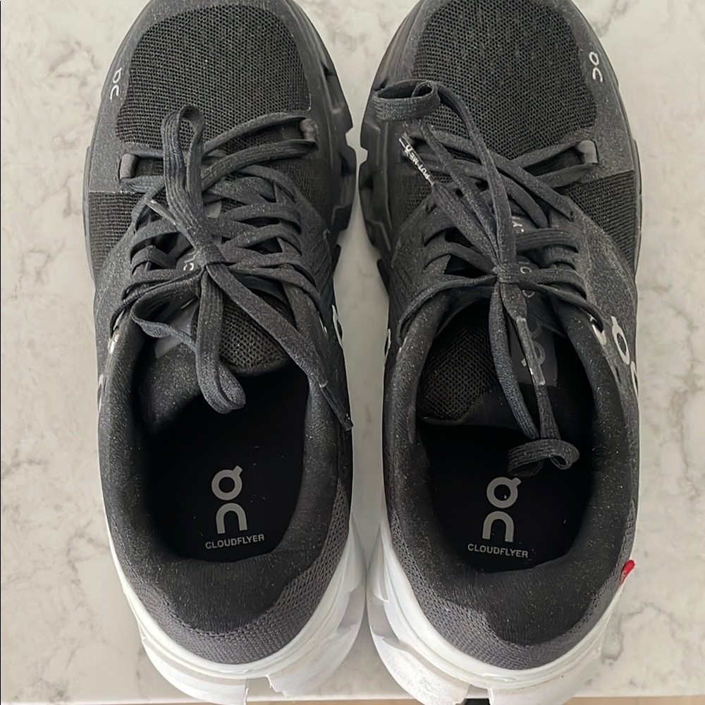 On Running womens Black Running Shoes